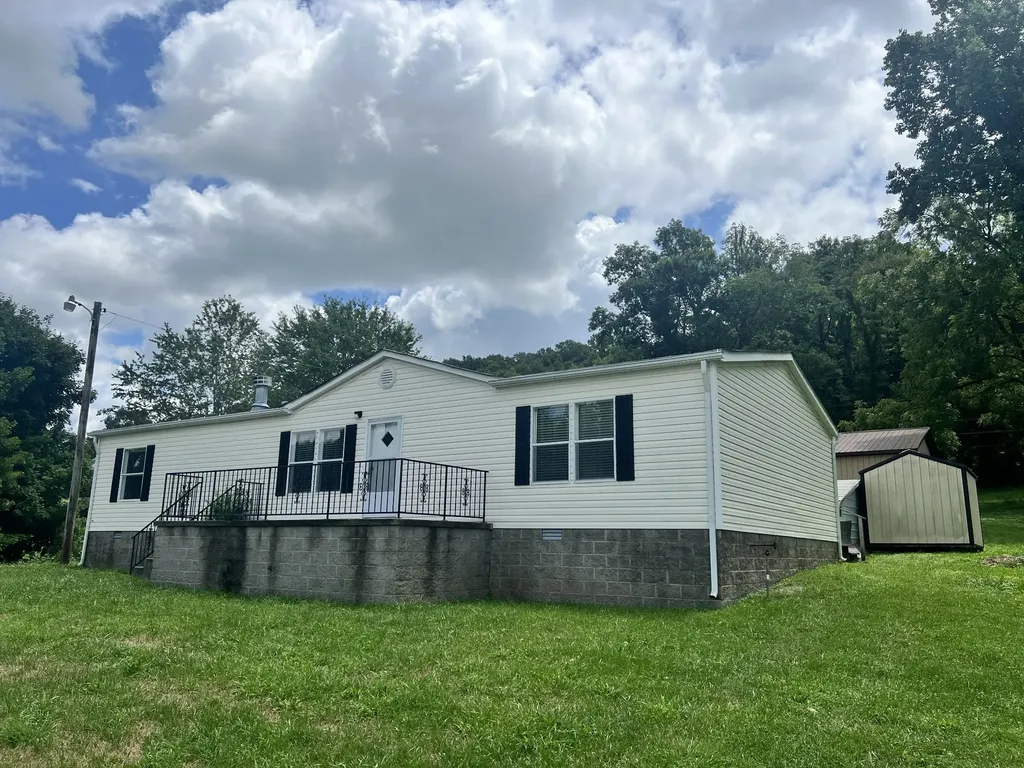 48 Turkey Creek Highway Carthage TN 37030
