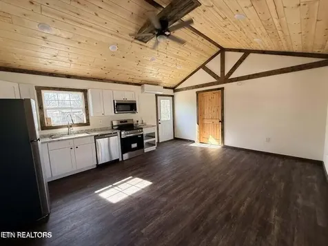 116 Joe Voiles Road Jamestown TN 38556