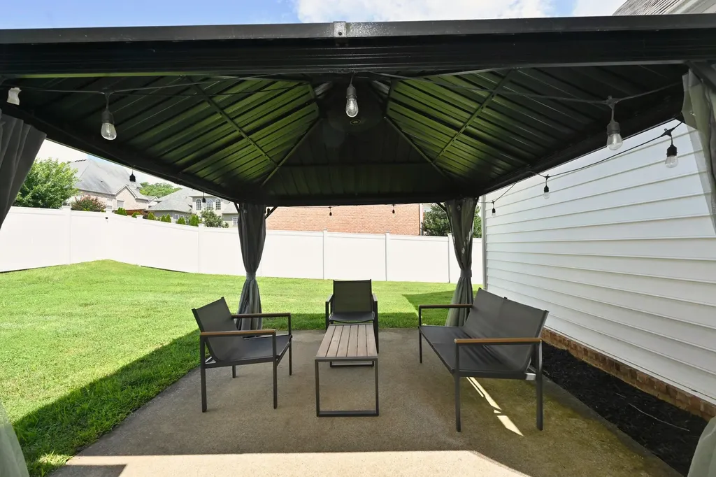 600 Sitting Mill Court Nashville TN 37211