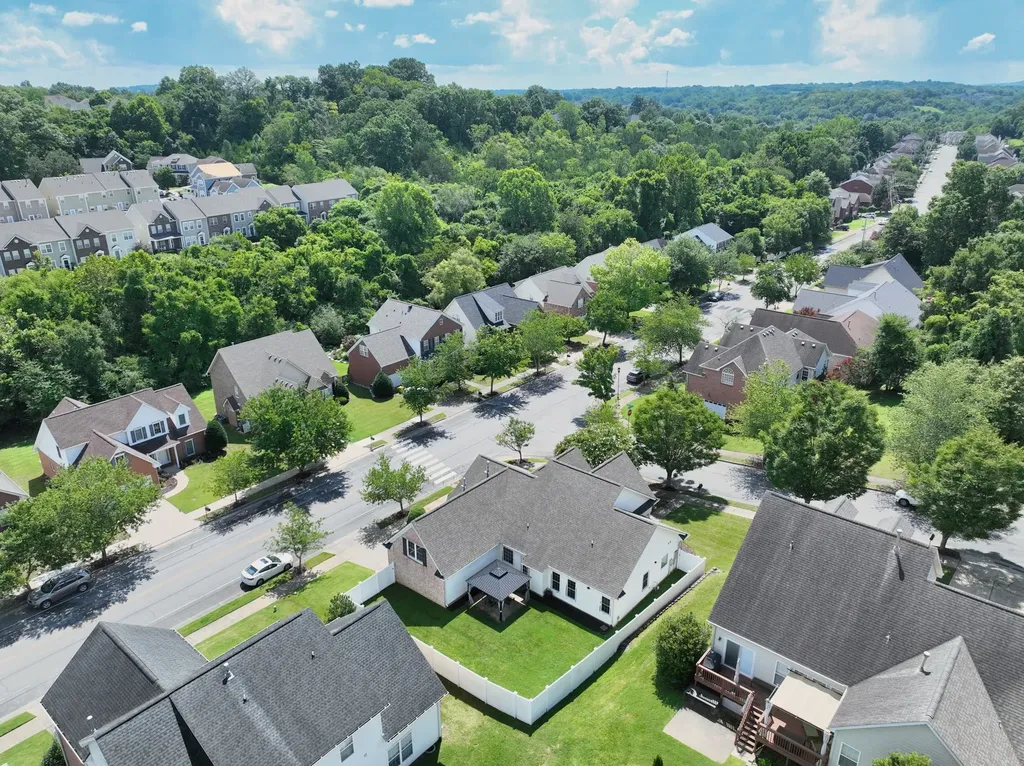 600 Sitting Mill Court Nashville TN 37211