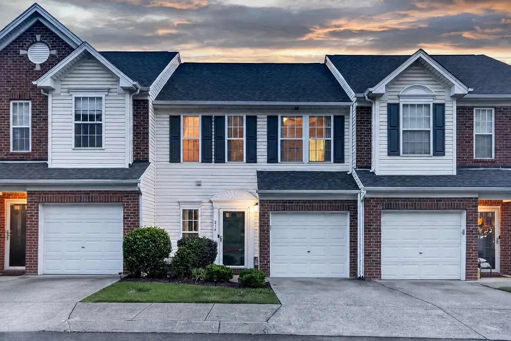 7277 Charlotte Pike Nashville TN 37209