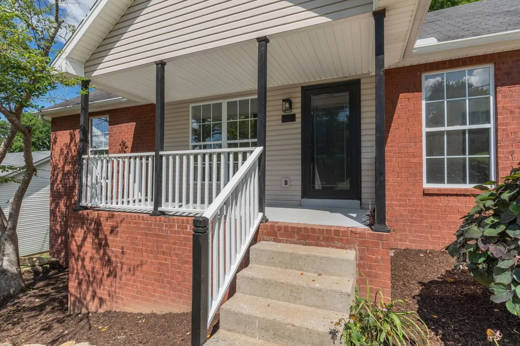 107 Overlook Trail Goodlettsville TN 37072