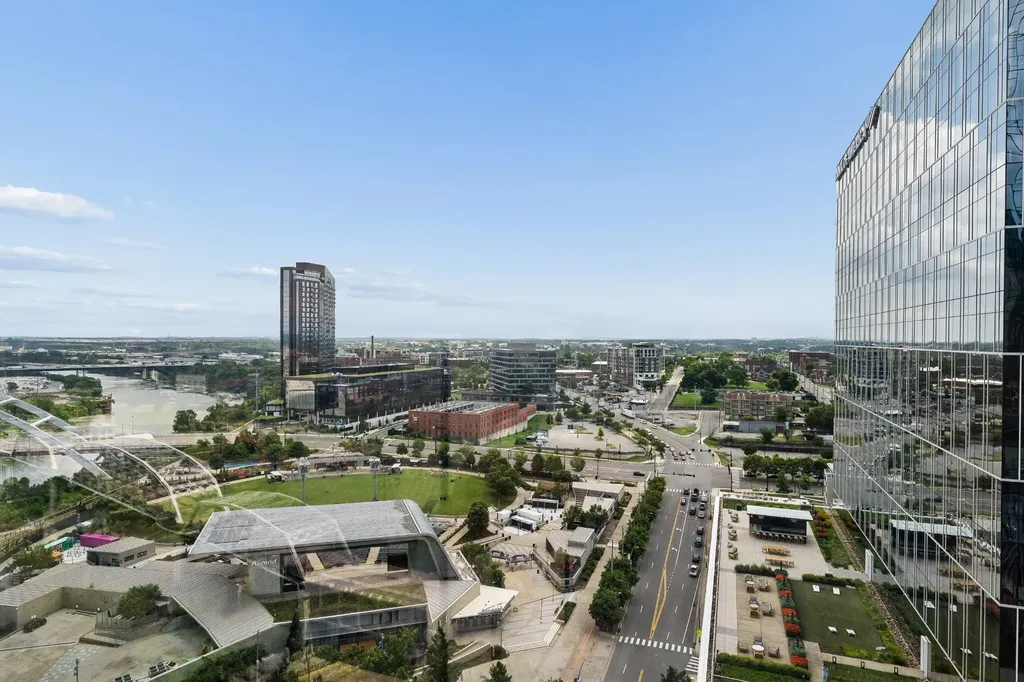 160 2nd Ave, S Nashville TN 37201