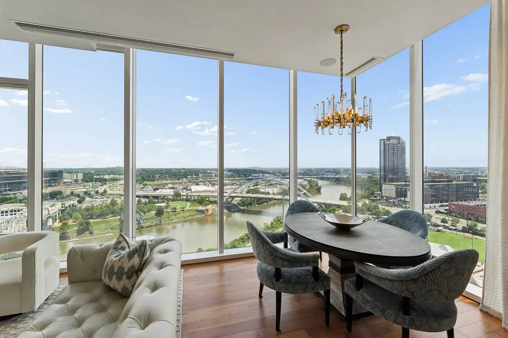 160 2nd Ave, S Nashville TN 37201