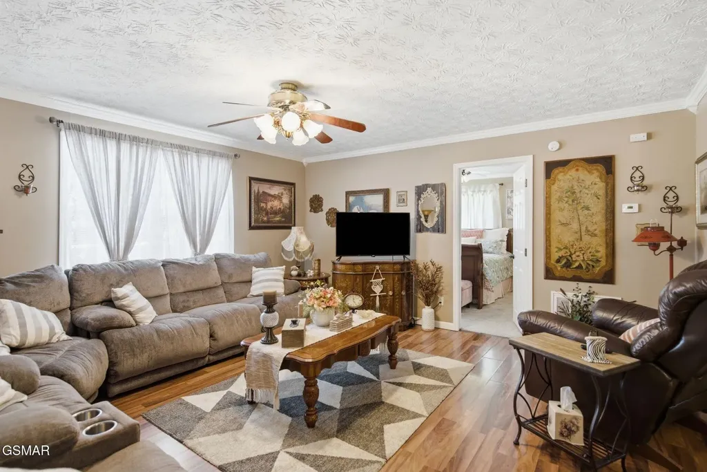 1317 Dupont Road Seymour TN 37865