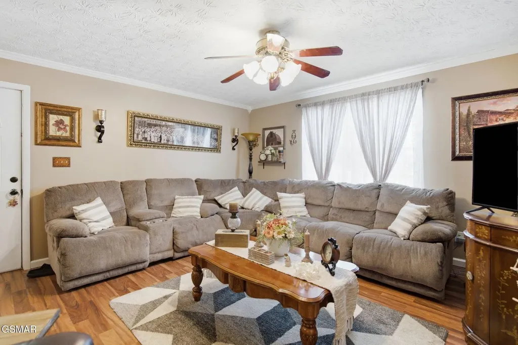 1317 Dupont Road Seymour TN 37865