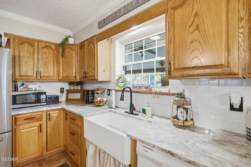 1317 Dupont Road Seymour TN 37865