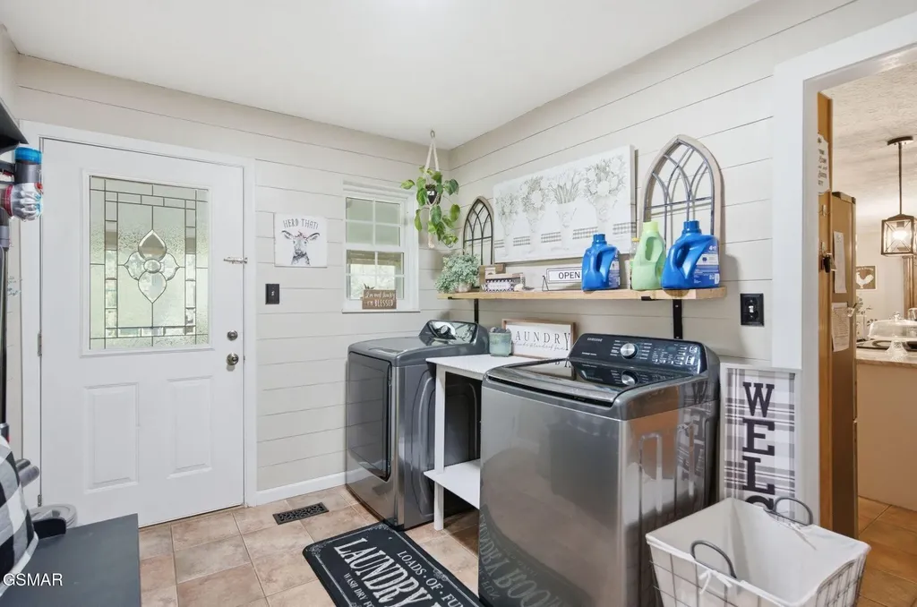 1317 Dupont Road Seymour TN 37865