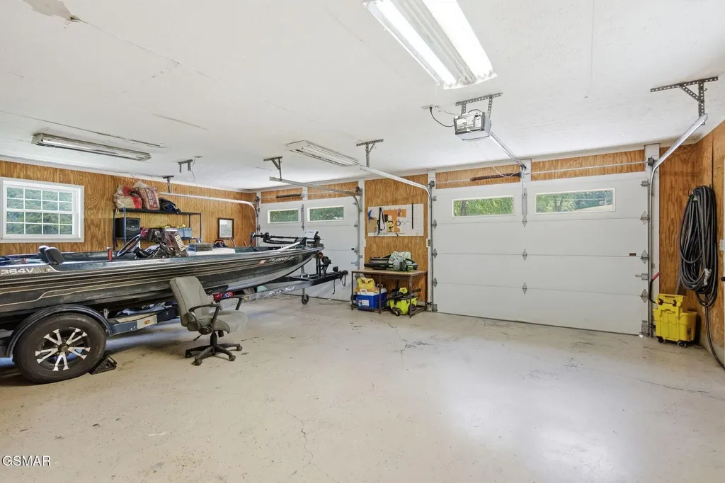 1317 Dupont Road Seymour TN 37865