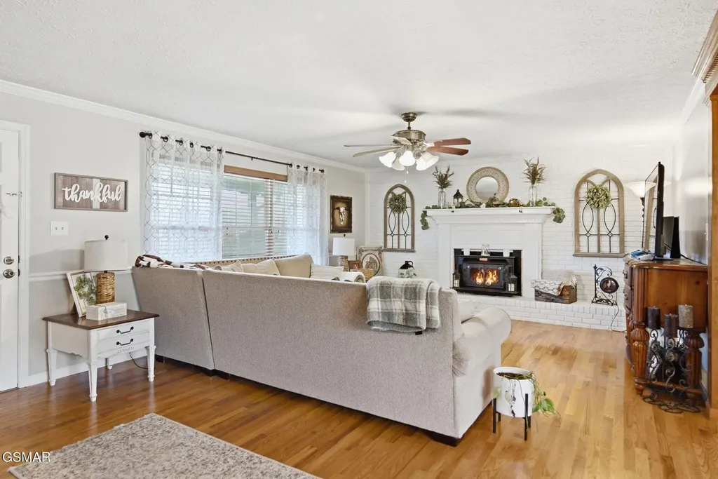 1317 Dupont Road Seymour TN 37865