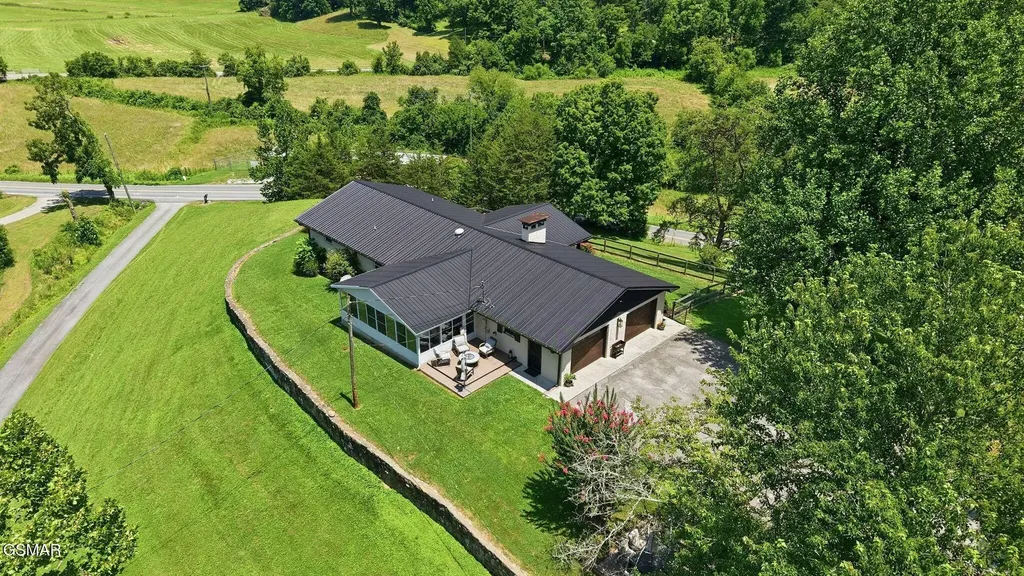 1317 Dupont Road Seymour TN 37865