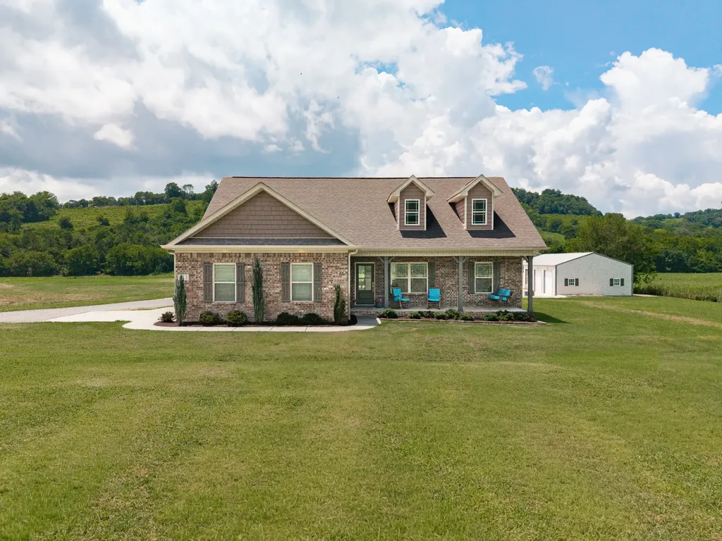 732 Shelbyville Highway Fayetteville TN 37334