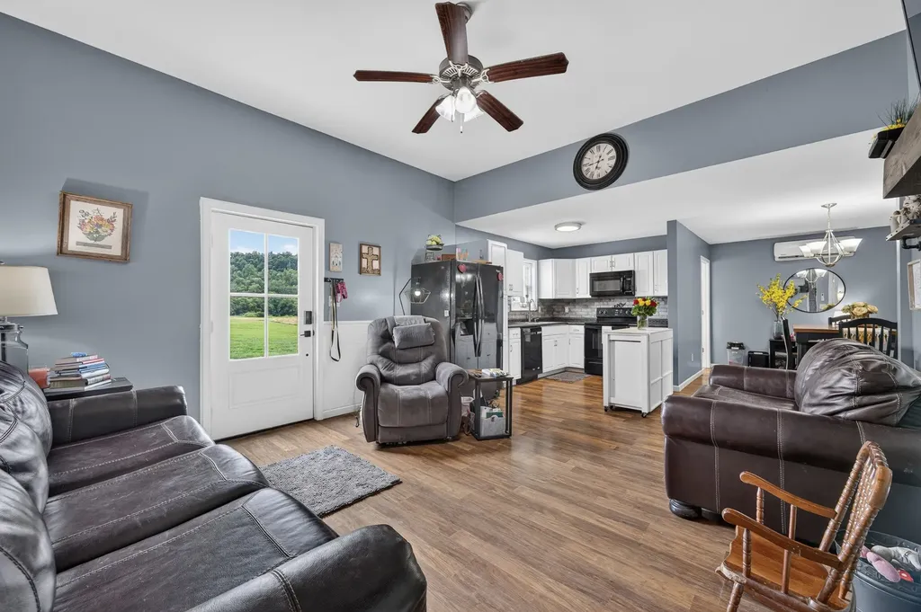 732 Shelbyville Highway Fayetteville TN 37334