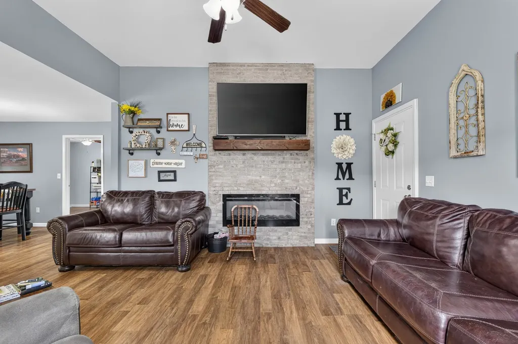 732 Shelbyville Highway Fayetteville TN 37334