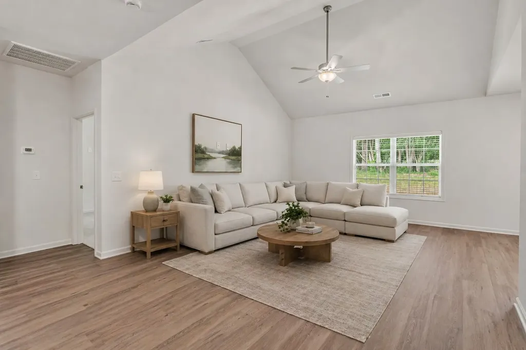 7208 Cox Pike Fairview TN 37062