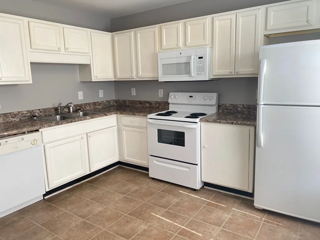 944 Kingsbury Drive Clarksville TN 37040