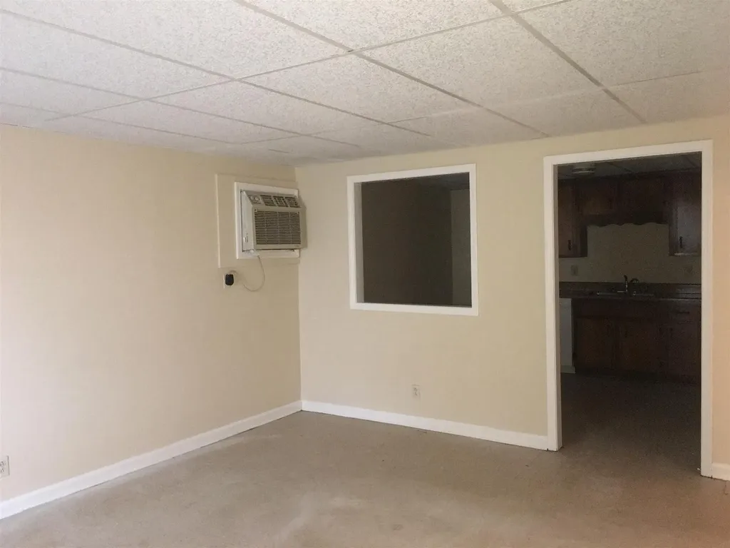 83C Lawn Street Clarksville TN 37040