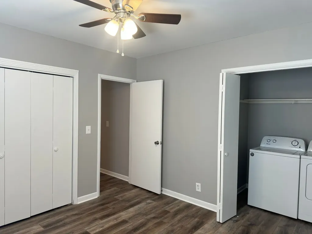 2251 Seven Mile Ferry Road Clarksville TN 37040