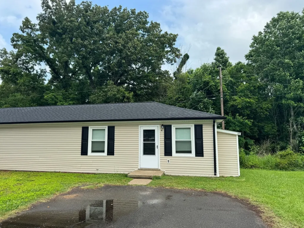 2251 Seven Mile Ferry Road Clarksville TN 37040