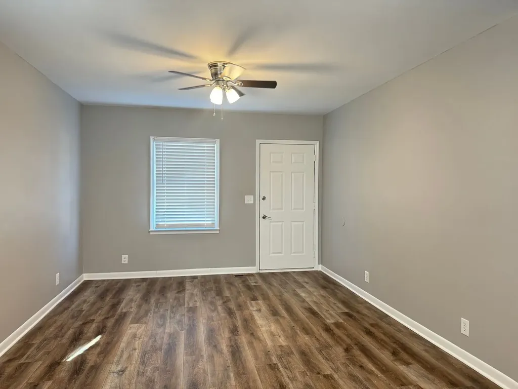 2251 Seven Mile Ferry Road Clarksville TN 37040