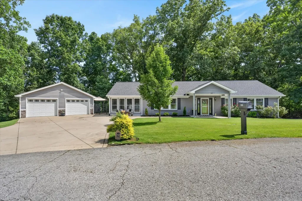203 Shane Lee Circle Dover TN 37058