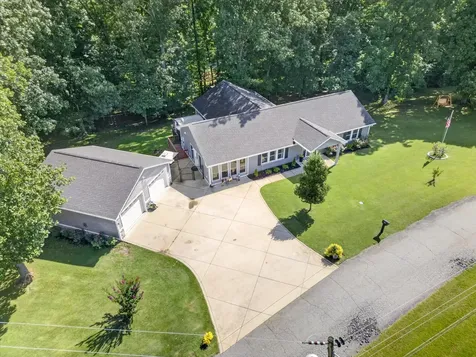 203 Shane Lee Circle Dover TN 37058