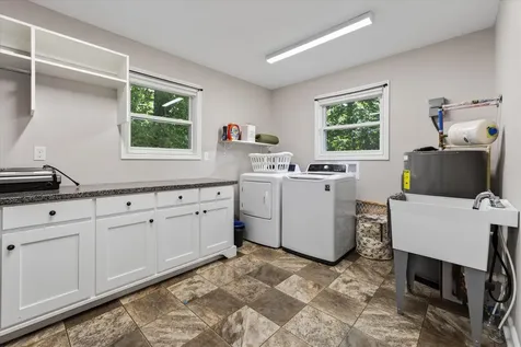 203 Shane Lee Circle Dover TN 37058