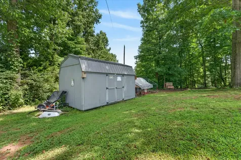 203 Shane Lee Circle Dover TN 37058