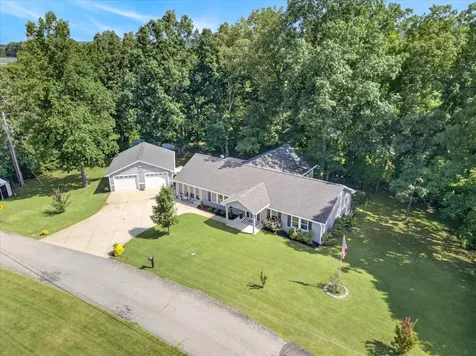 203 Shane Lee Circle Dover TN 37058