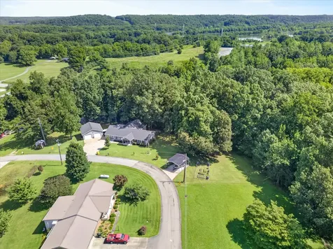 203 Shane Lee Circle Dover TN 37058