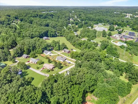 203 Shane Lee Circle Dover TN 37058