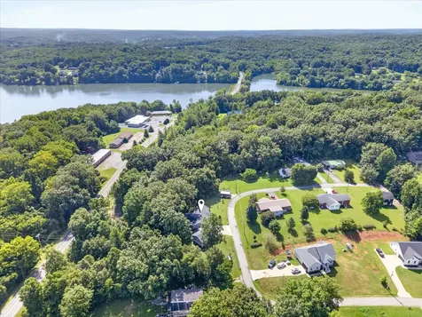203 Shane Lee Circle Dover TN 37058