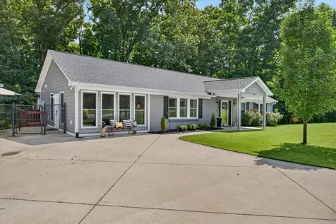 203 Shane Lee Circle Dover TN 37058