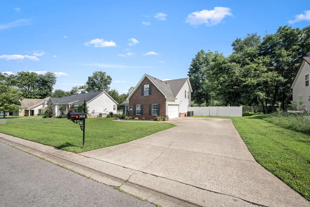 3434 Leslie Lane Murfreesboro TN 37128