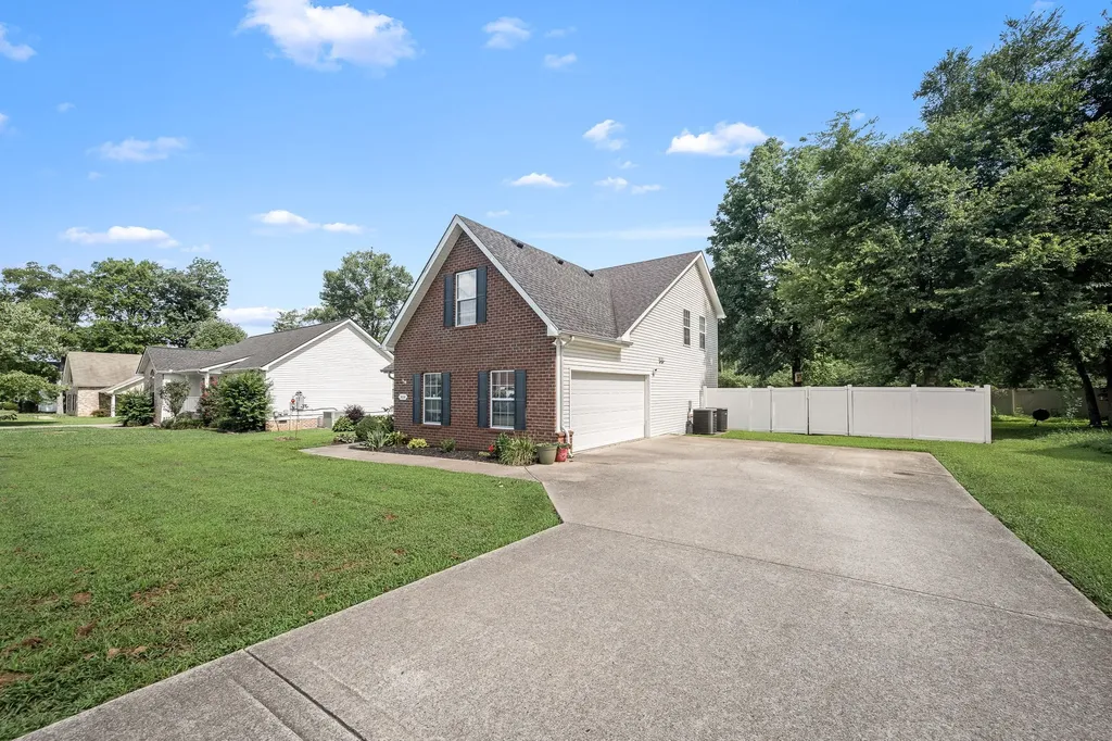 3434 Leslie Lane Murfreesboro TN 37128