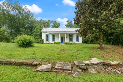 117 W End Avenue Centerville TN 37033