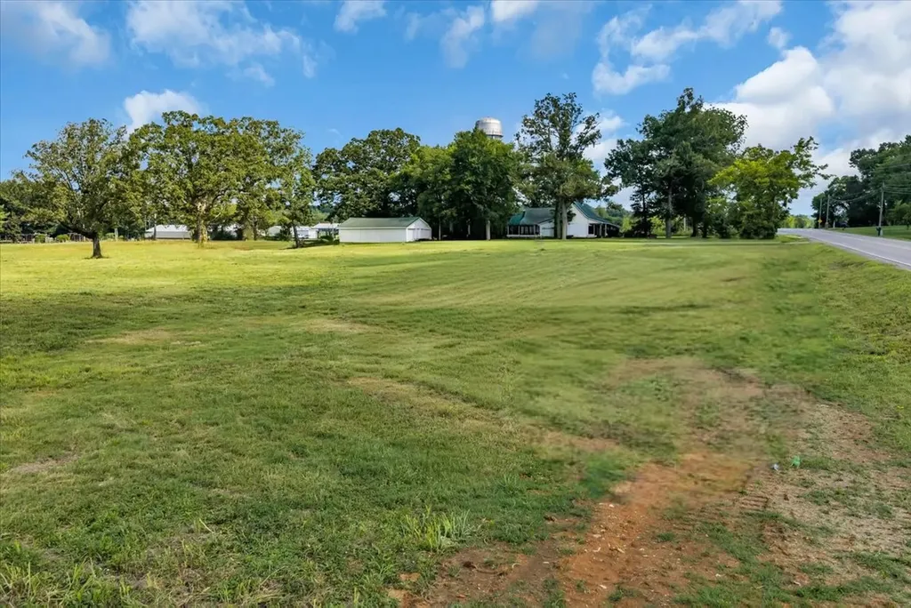 5524 Nashville Highway Chapel Hill TN 37034