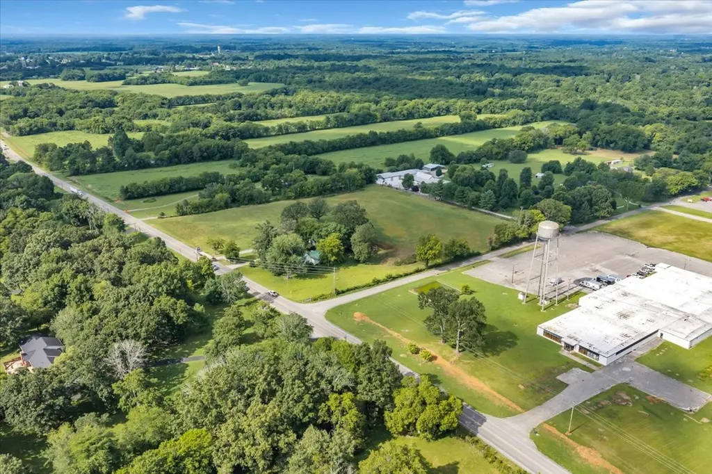 5524 Nashville Highway Chapel Hill TN 37034