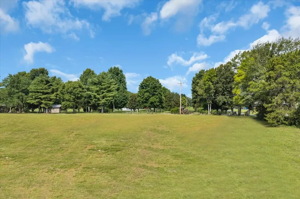5524 Nashville Highway Chapel Hill TN 37034