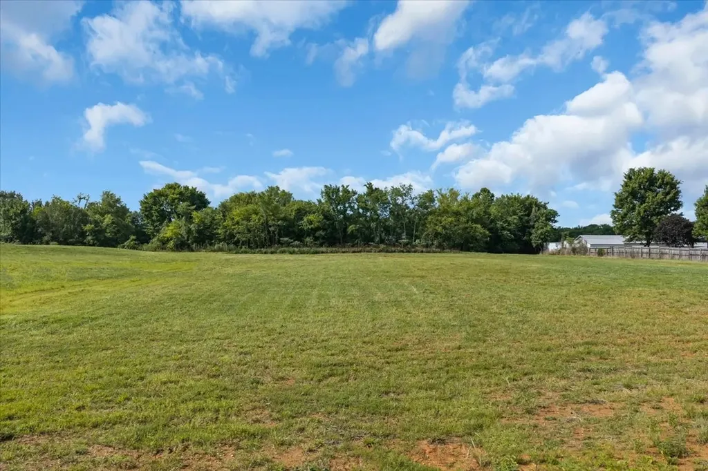 5524 Nashville Highway Chapel Hill TN 37034