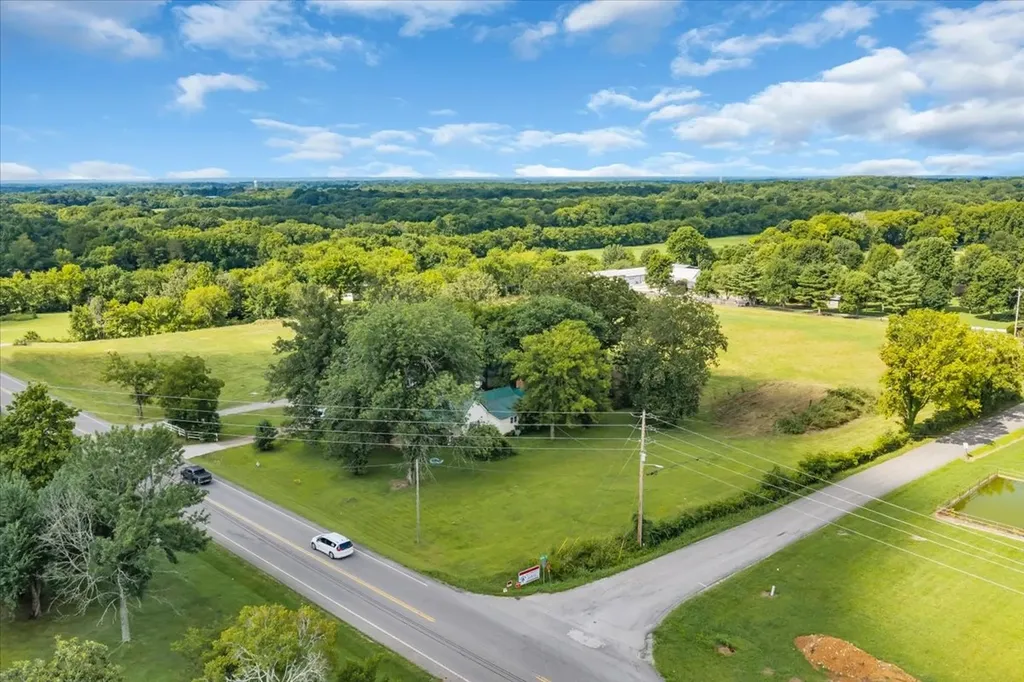5524 Nashville Highway Chapel Hill TN 37034