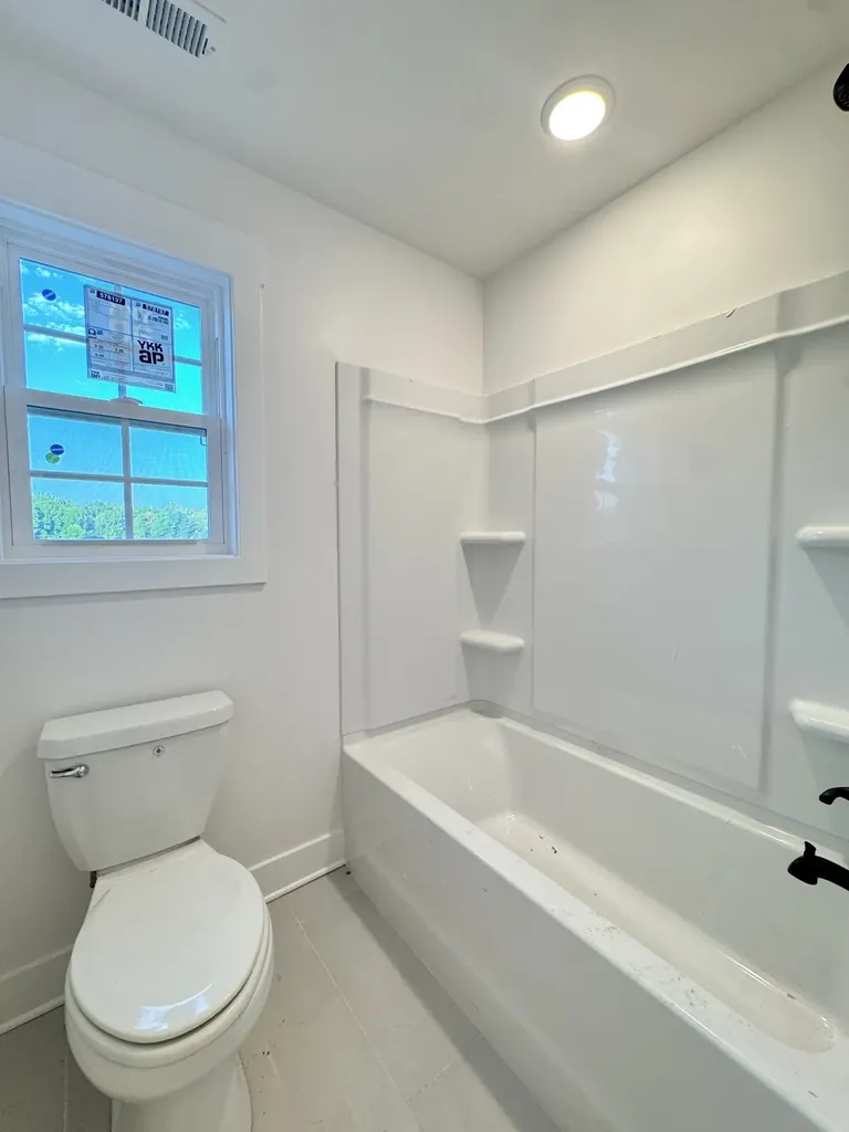 3162 E Old Ashland City Road, E Clarksville TN 37043
