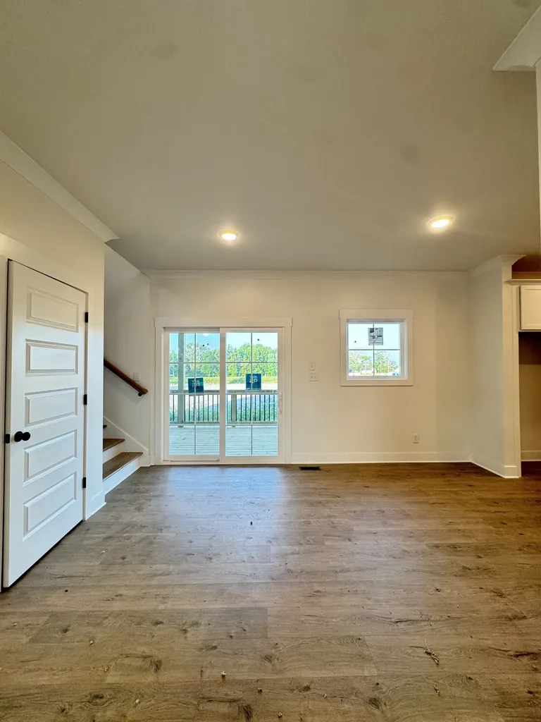 3162 E Old Ashland City Road, E Clarksville TN 37043
