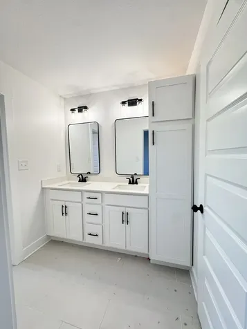 3162 E Old Ashland City Road, E Clarksville TN 37043