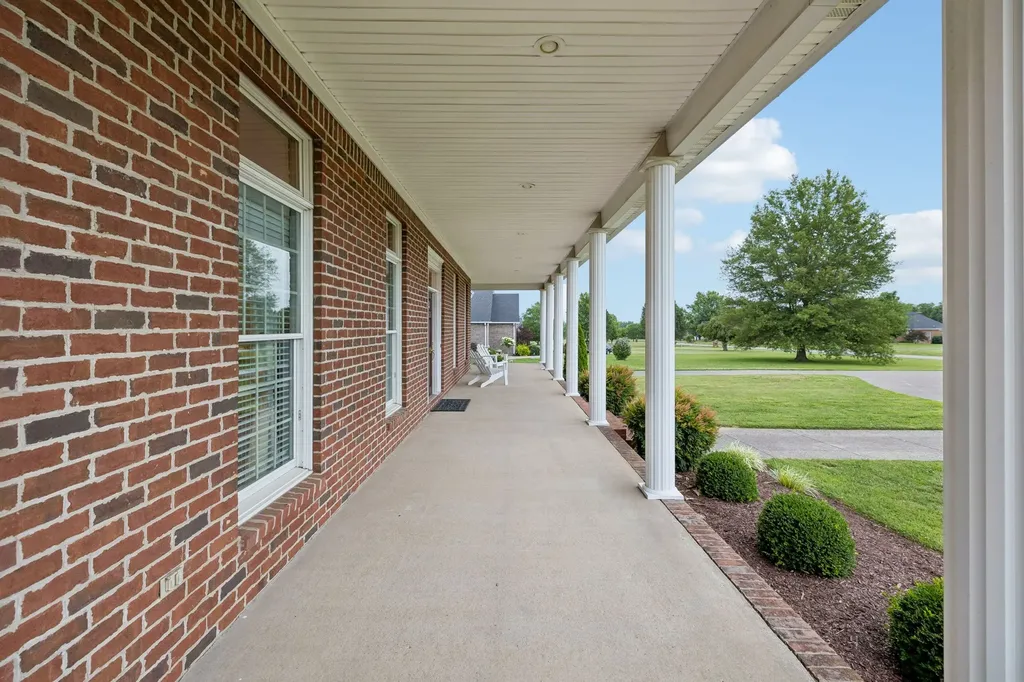 108 Ewing Drive Portland TN 37148