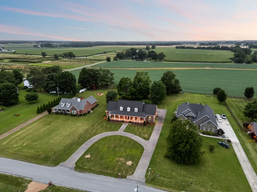 108 Ewing Drive Portland TN 37148