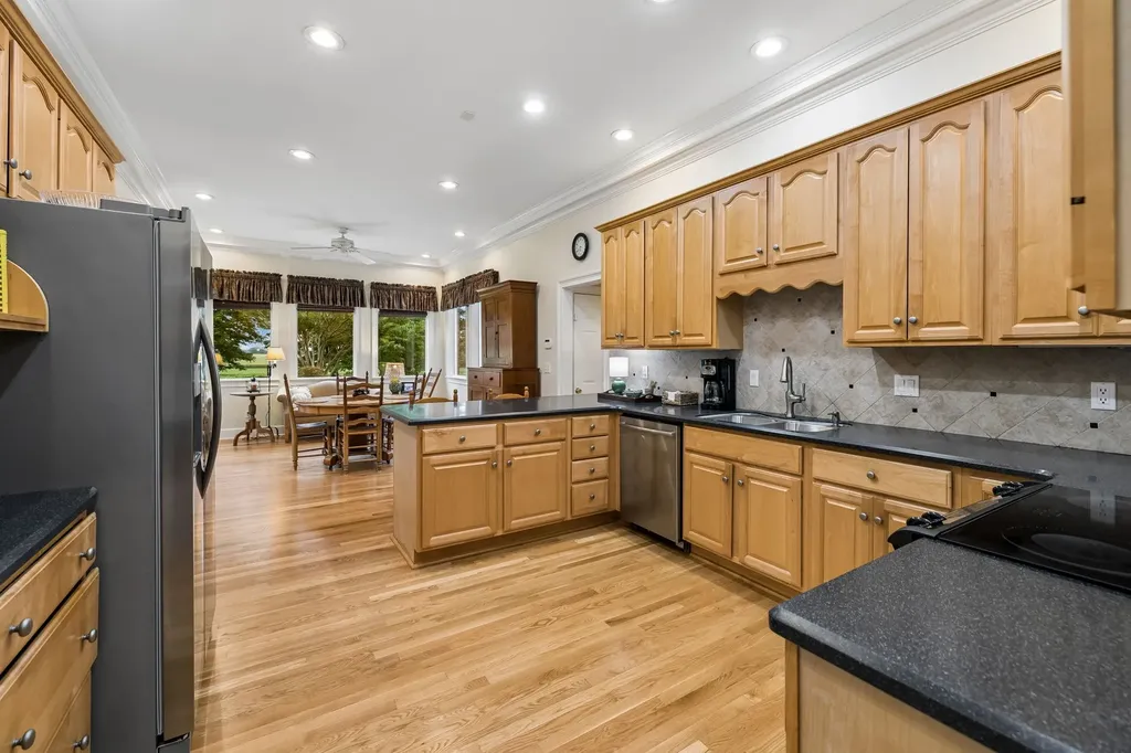 108 Ewing Drive Portland TN 37148