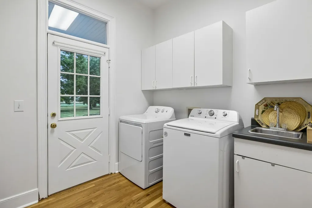 108 Ewing Drive Portland TN 37148