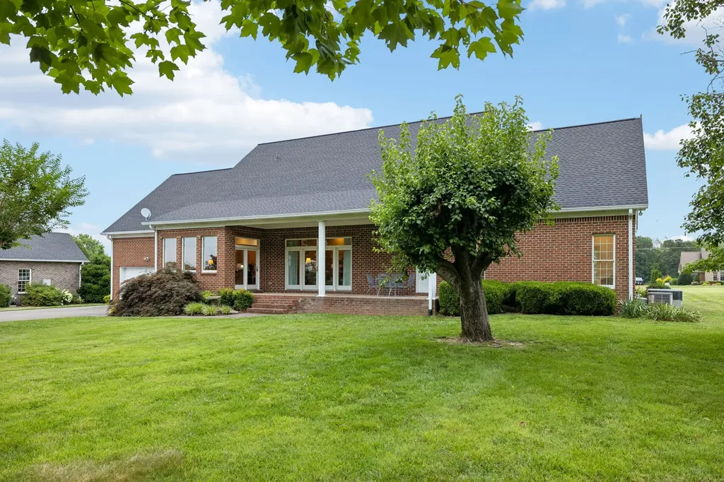 108 Ewing Drive Portland TN 37148