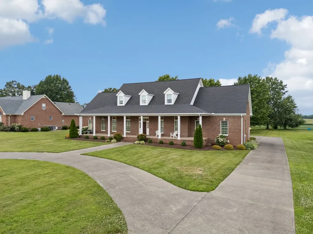 108 Ewing Drive Portland TN 37148